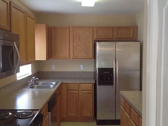 4th image of 520 Albatross Dr #A