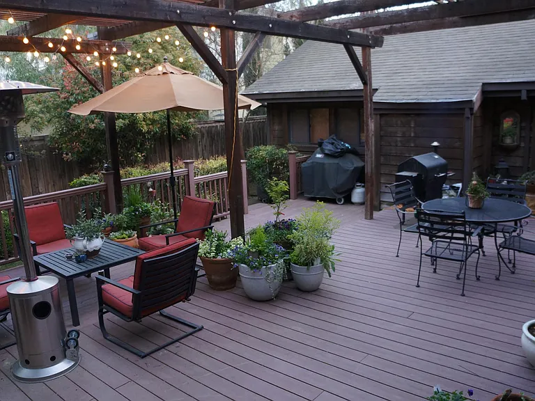 457 Russell Blvd — Photo 30