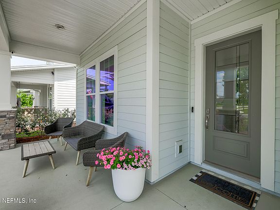3rd image of 489 WINDLEY Drive