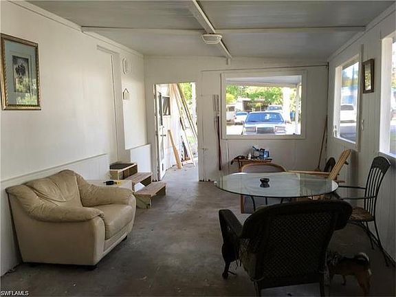 5th image of 10270 Georgia St