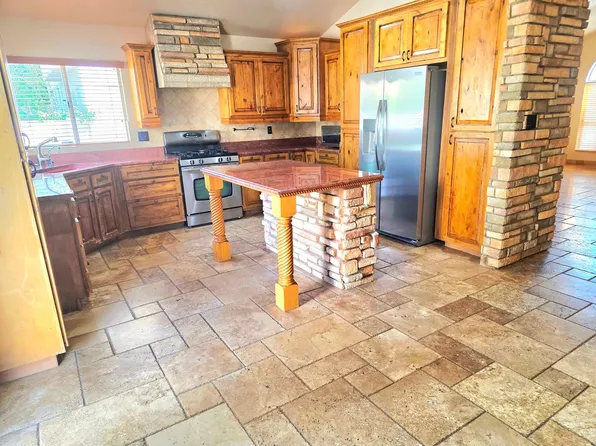 4106 E Becker Ln, Phoenix, AZ 85028