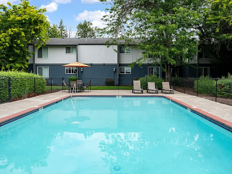 Battlecreek South | Swimming Pool
