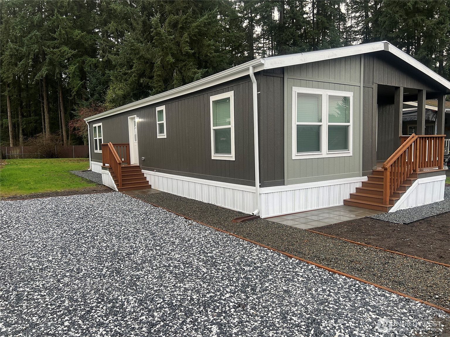 【新品上下XL】neighborhoodPM /E-V.SS PM / E-ST NSYSM18830P - Spacial SM compact enclosure with mounting plate