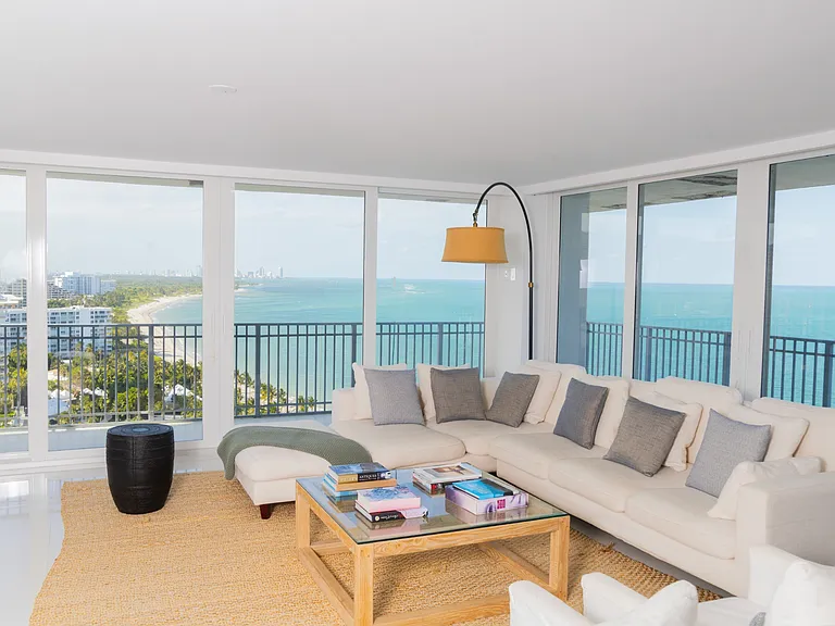 881 Ocean Dr #18H — Photo 26