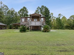 775 Waverly Farms Rd, Waverly, GA 31565