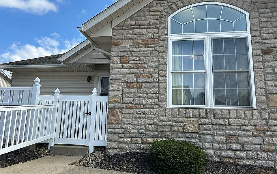 1st image of 2452 Barrington Way #414