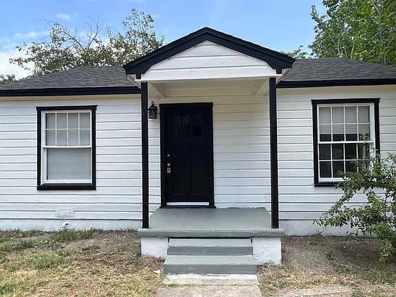 2nd image of 114 E Avenue K