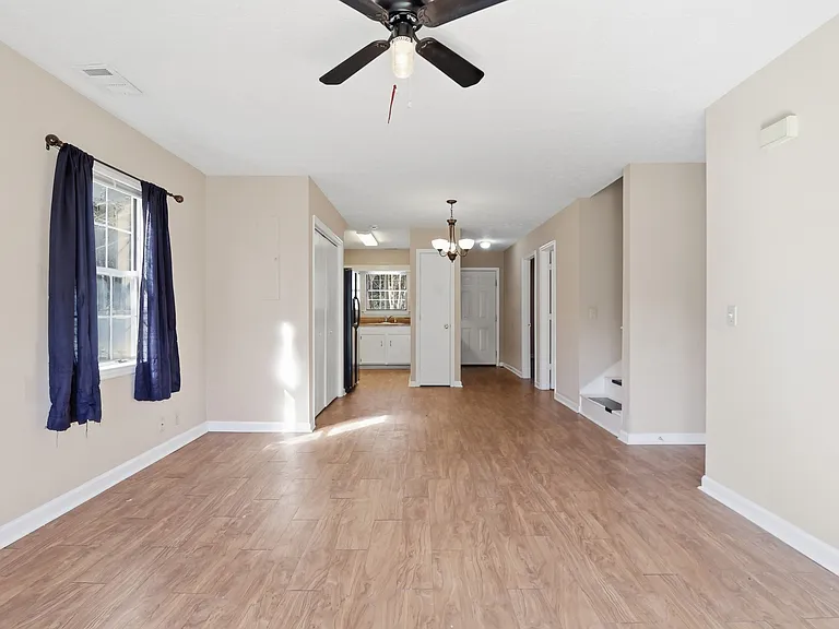 907 Ash Street Ext #B — Photo 16
