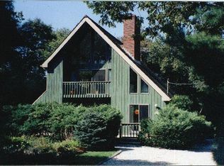 9 Windwood Ct, Westhampton, NY 11977