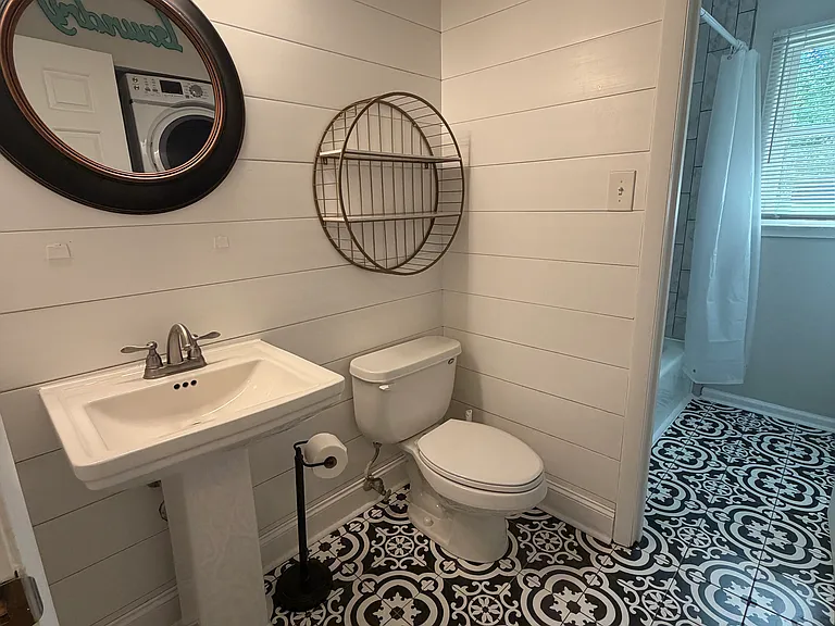 4807 Donvic Dr — Photo 11