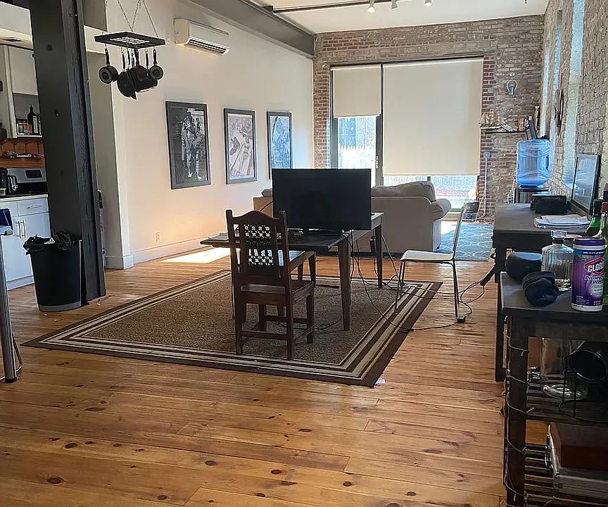 294 Graham Ave #2N
