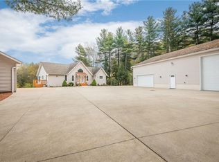 7611 Hill Church St SE, East Canton, OH 44730
