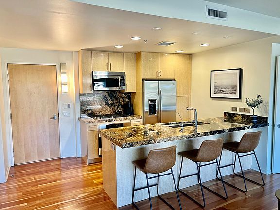 4th image of 7131 E Rancho Vista Dr Unit 6002