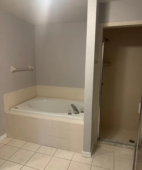 7522 Floral Cir W — Photo 14