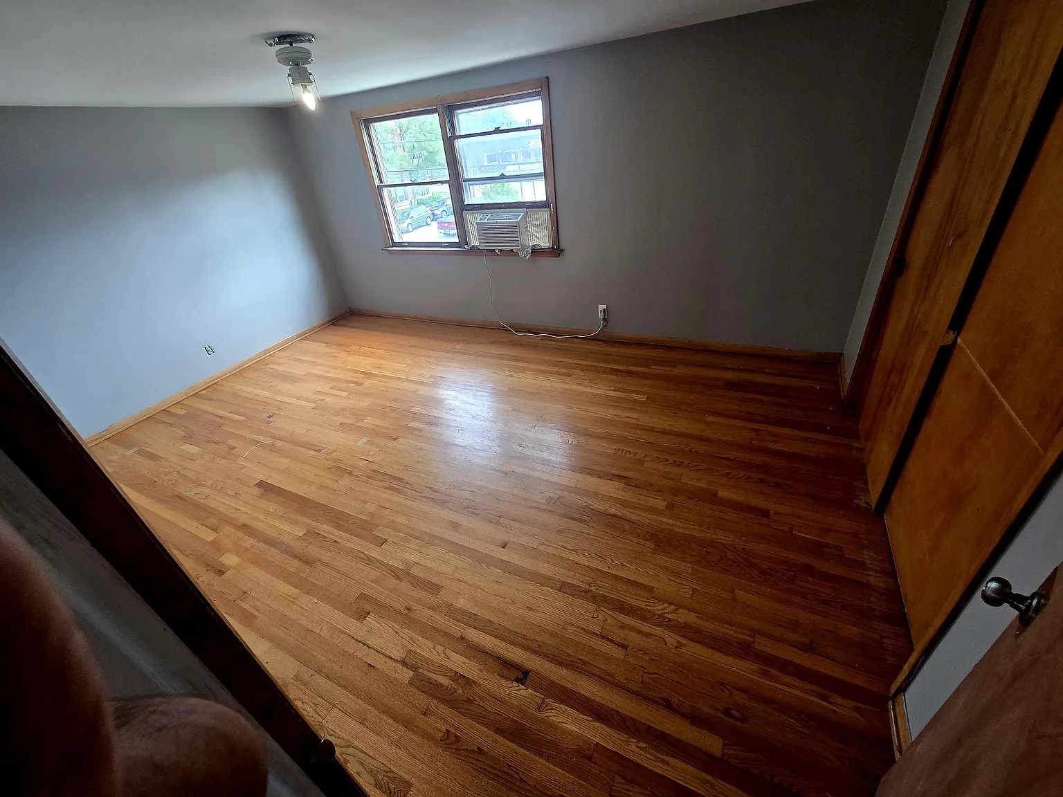 2 bed, 1059 sqft, $2,100 — Photo 4
