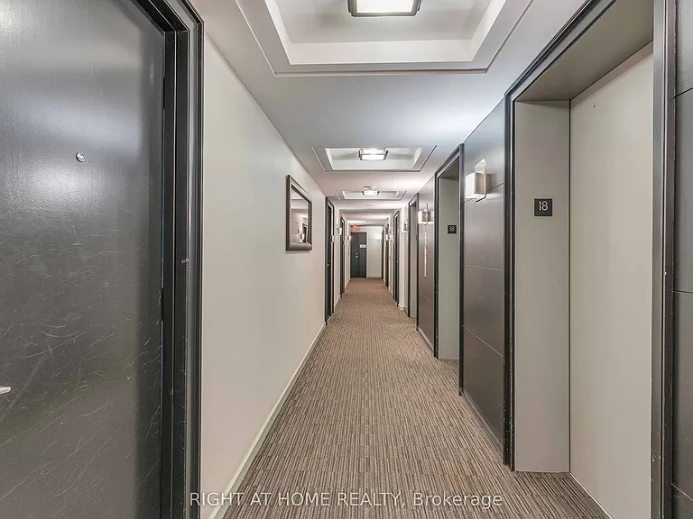 231 Fort York Blvd #1807 — Photo 7