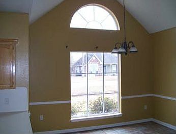 3rd image of 14389 Whispering Oaks Dr