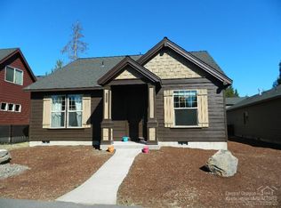 51864 Hollinshead Pl, La Pine, OR 97739