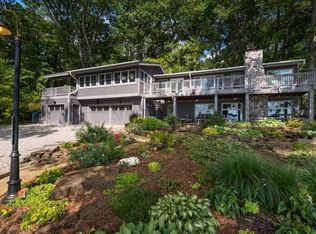 1376 Sugarloaf Lake Rd, Chelsea, MI 48118