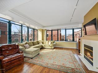 2600 N Southport Ave APT 106, Chicago, IL 60614