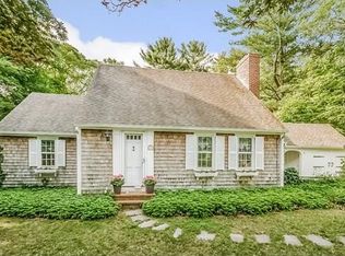 78 Holmes St, Marion, MA 02738