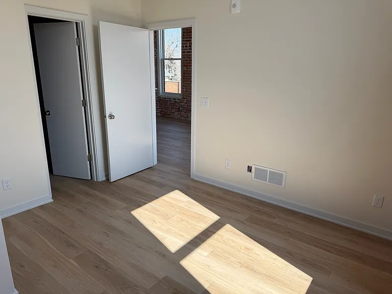 900 Central Ave #205 — Photo 17