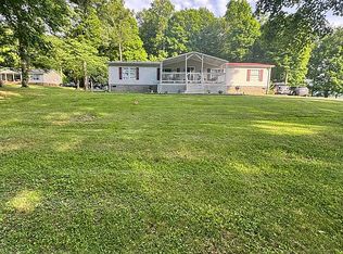 1504 Davis Valley Rd, Rural Retreat, VA 24368