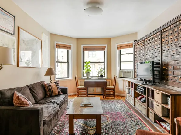 504 Grand Street image 1 of 6