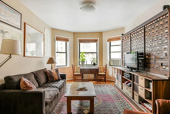 Sold by Compass | media 10