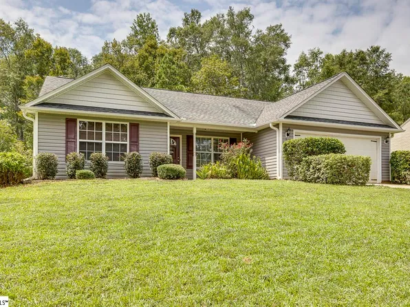 15 Patriots Pride Ct, Simpsonville, SC 29680