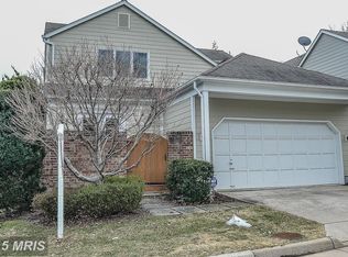 2906 Elmtop Ct, Oakton, VA 22124