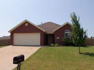 756 Thaliel St, Elkins, AR 72727