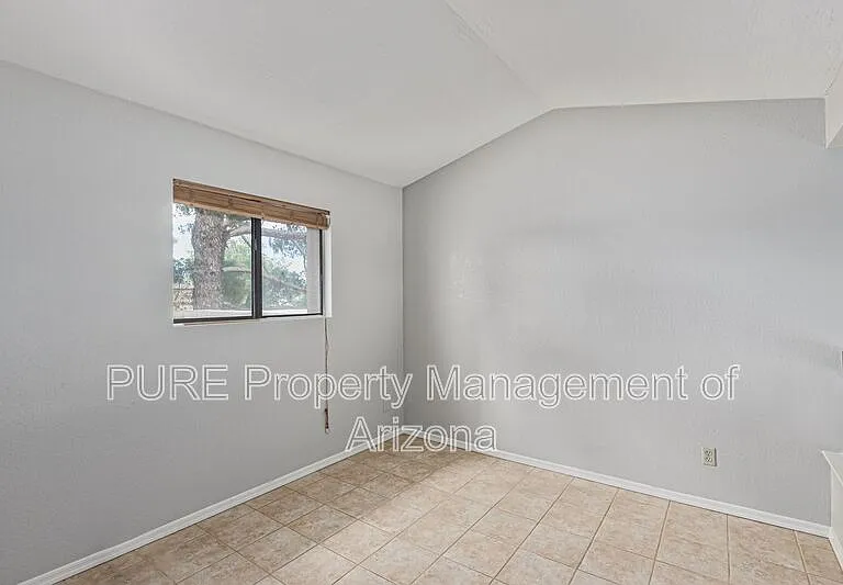 1718 S Longmore St #22 — Photo 8