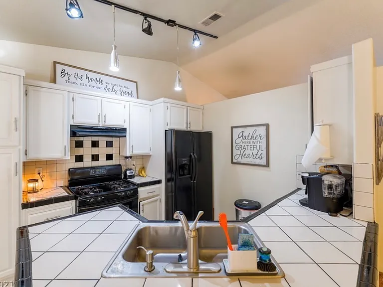 741 Rocky Trail Rd — Photo 23