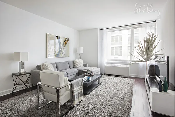 Sold by Stribling | media 1