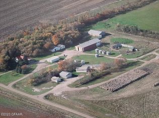 12407 65th St NE, Lankin, ND 58250