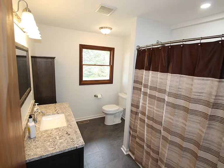 24820 County Line Rd — Photo 16