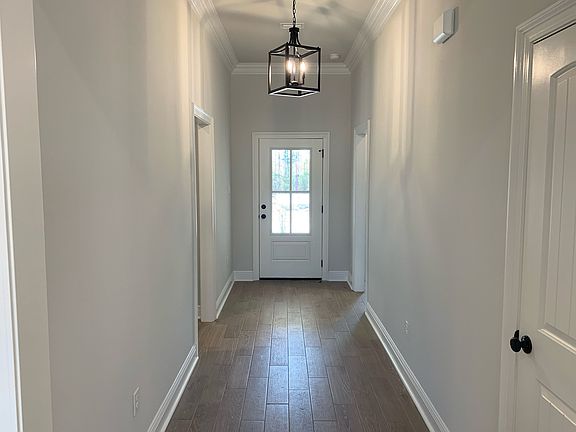 2nd image of 5323 Adeline Cir