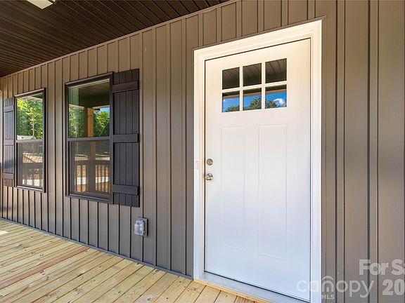 5th image of 1433 Mack Dr