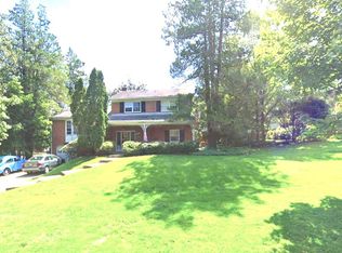 8207 Bryant Dr, Bethesda, MD 20817