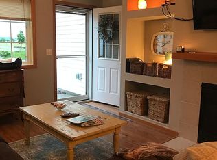 3533 Sterling Heights Dr UNIT B, River Falls, WI 54022