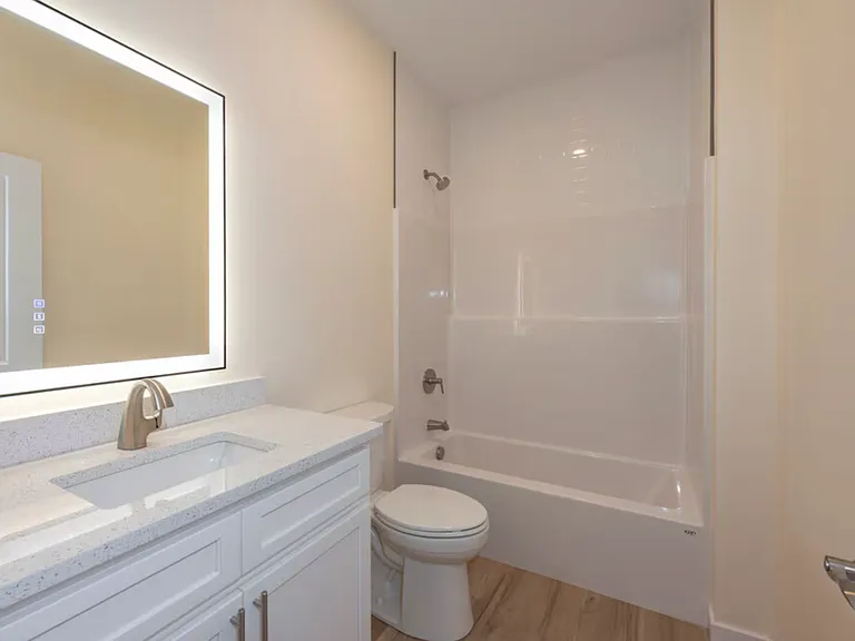 141 Bridge Street Apartments — Photo 3