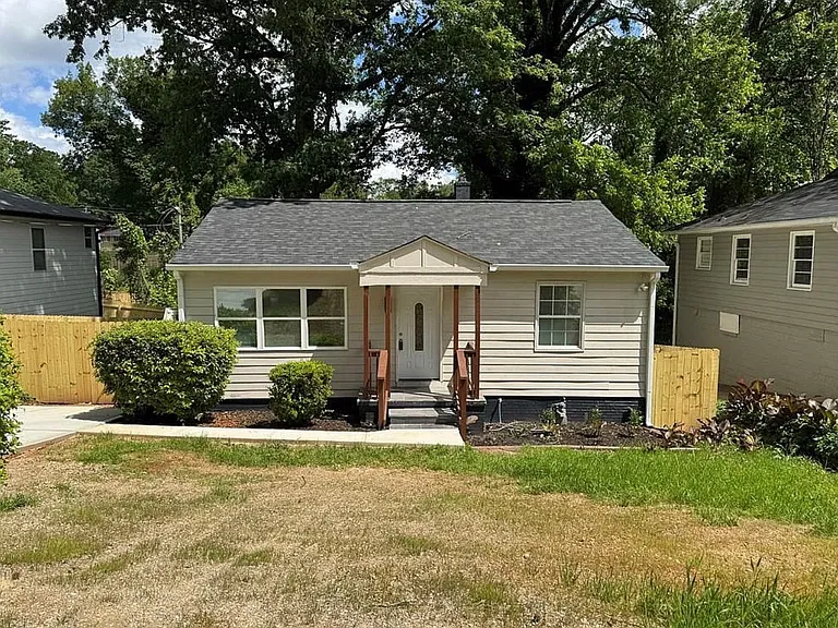 947 Reed Ave — Photo 6