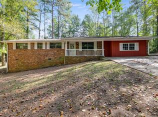5304 Wildwood Ln, Douglasville, GA 30135