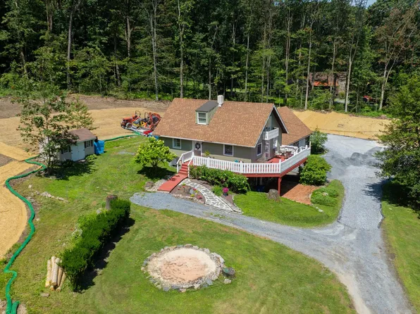 402 Swamp Rd, Morgantown, PA 19543