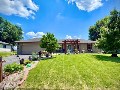 1210 E Rea St, Marshall, MO, 65340