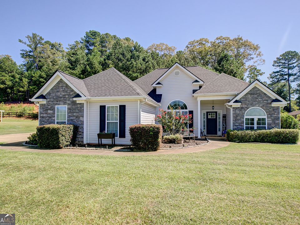 1st image of 229 John Lovelace Rd