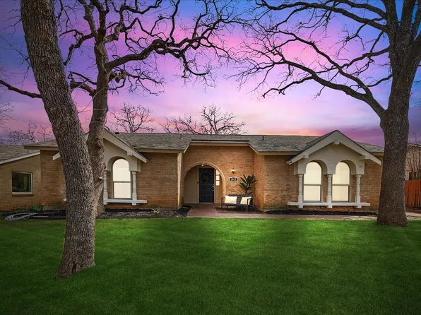 3012 White Oak Ln, Bedford, TX 76021