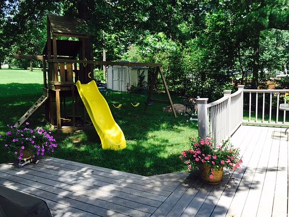 Backyard \ Deck