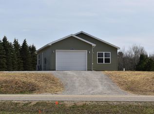 4916 Westchester Rd, Gladwin, MI 48624